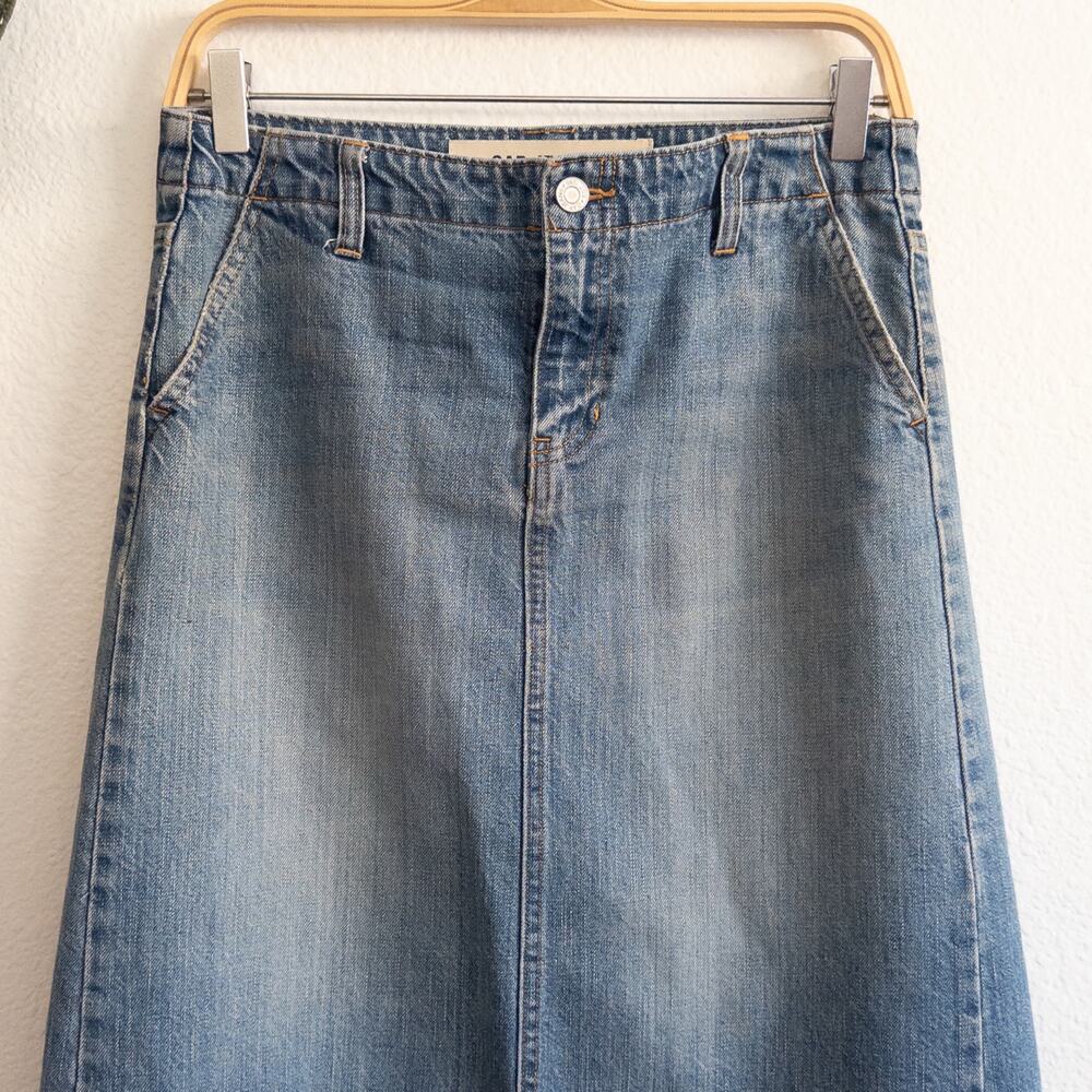 GAP Jeans Blue Denim Skirt Size 4 - Picture 3 of 5